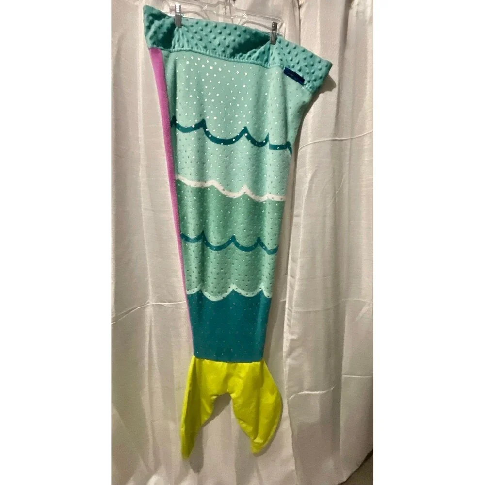 Mermaid Tail wearable Blanket - Blankie tails Green and yellow for teen